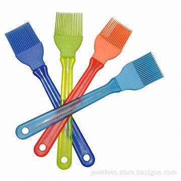 Silicone brushes for picnic food supply